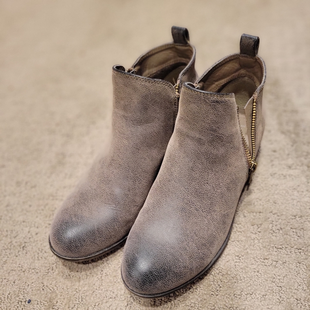 Ankle boot